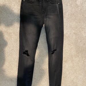 Elegant Black Distressed Skinny Jeans